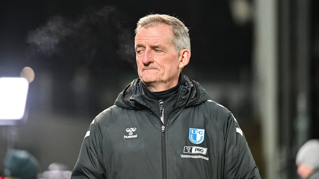 FCM-Trainer Petrik Sander hat das erste Bundesliga-Tor von Edin Dzeko aus der ersten Reihe erleben müssen.