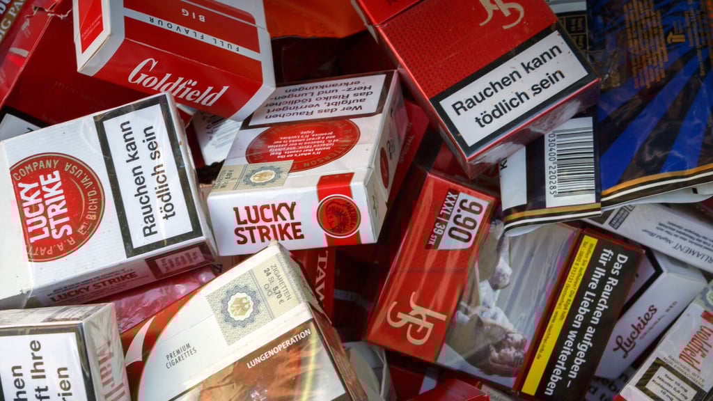 Ein Bäcker aus Bad Dürrenberg muss für illegalen Zigarettenhandel in Haft.