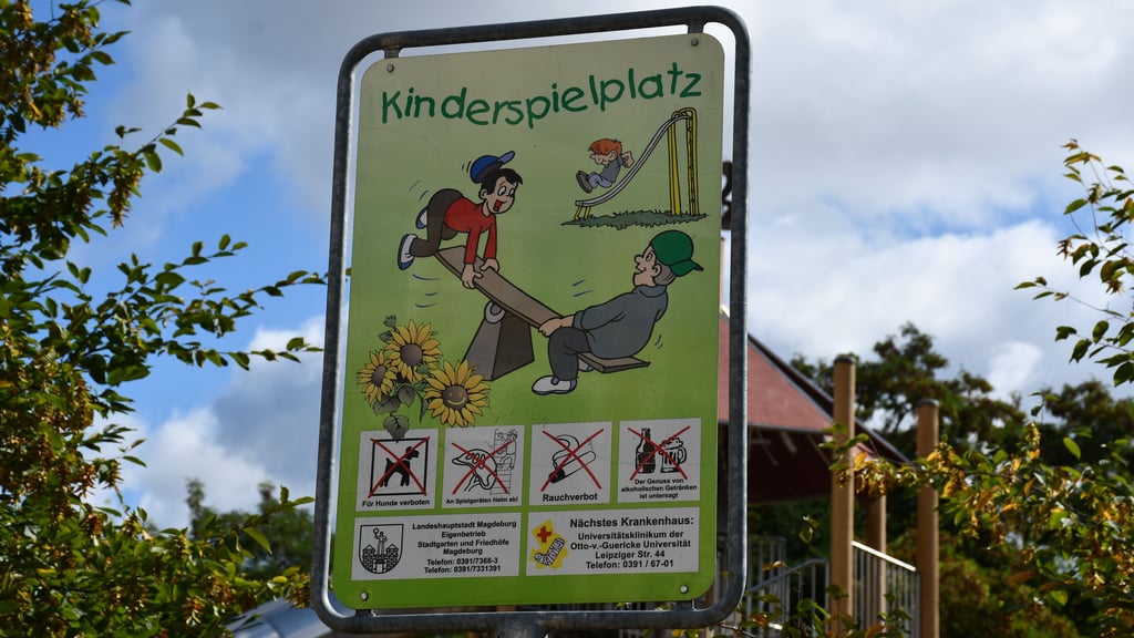 Auf einem Spielplatz in Magdeburg soll probeweise in der Nacht das Licht abgeschaltet werden.