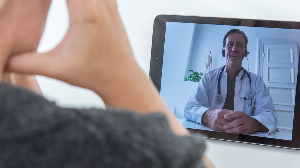 Der Arzt auf dem Bildschirm: So ähnlich sieht es aus, was Kaufland mit einem Klinikunternehmen in Baden-Württemberg testet. 