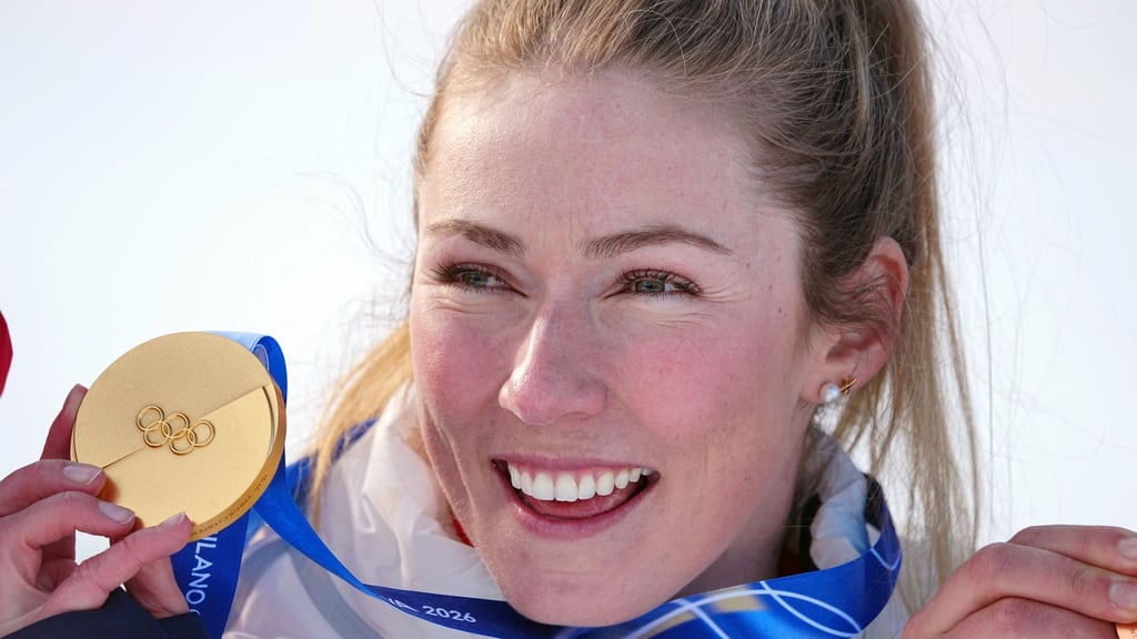 Zurück ganz oben: Mikaela Shiffrin bejubelt ihr insgesamt drittes Olympia-Gold.