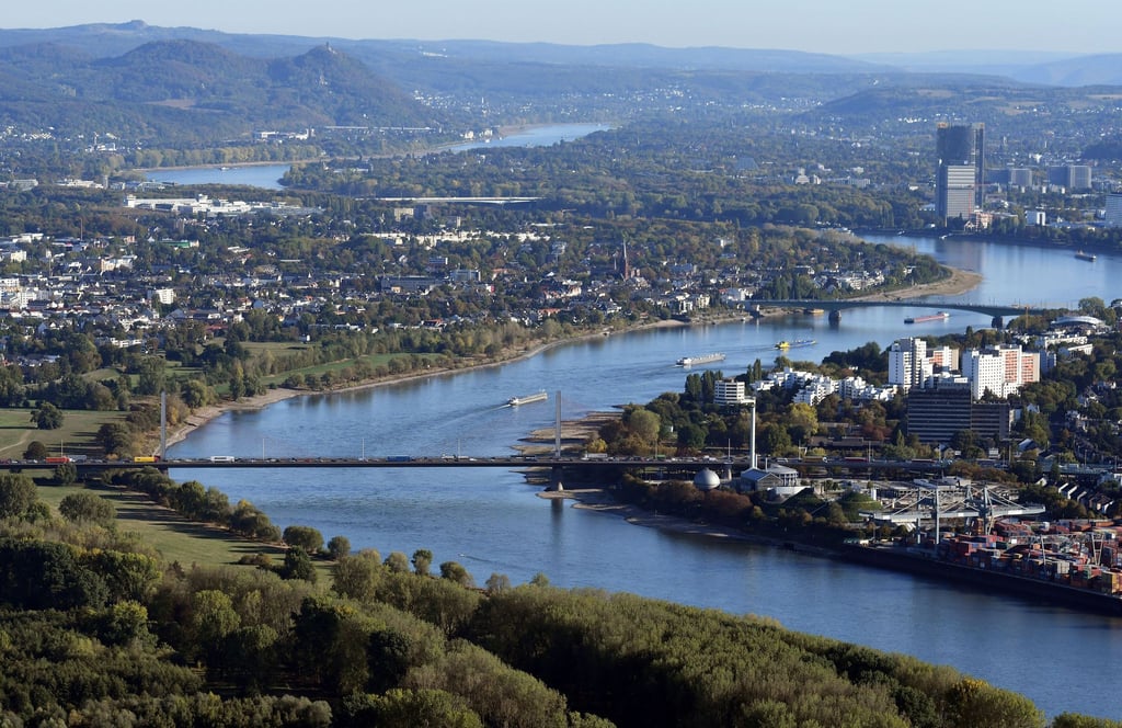Die Bonner Republik wird im Rückblick von vielen Westdeutschen glorifiziert. (Archivbild)
