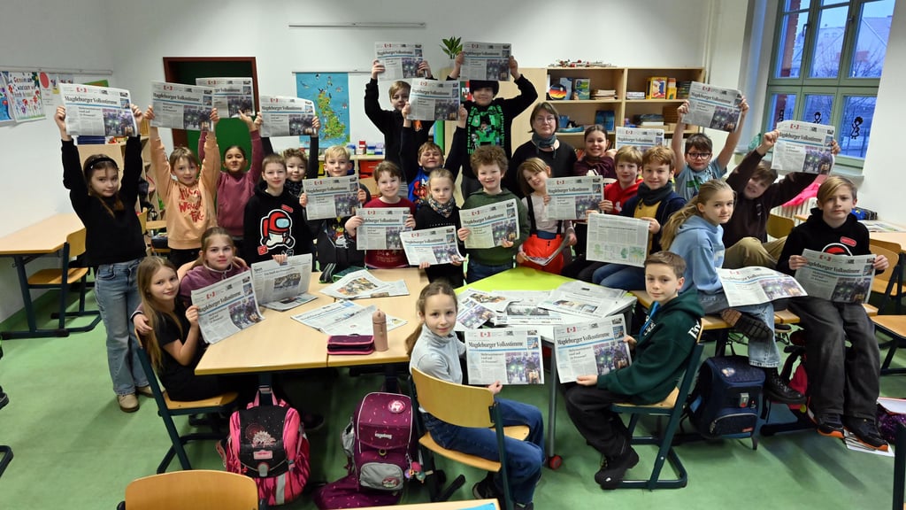 Schüler der Klasse 4 c der Magdeburger Grundschule Stadtfeld nehmen am Projekt Medienklasse teil. 