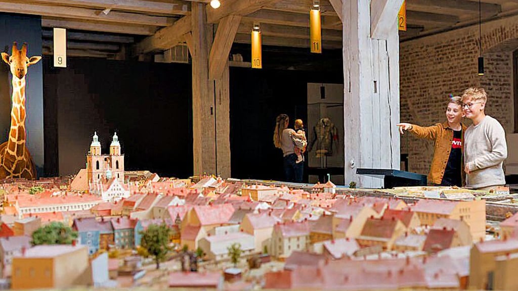Das historische  Stadtmodell im Museum wird während einer Sonderführung am Sonnabend, 21. Februar,  erläutert.