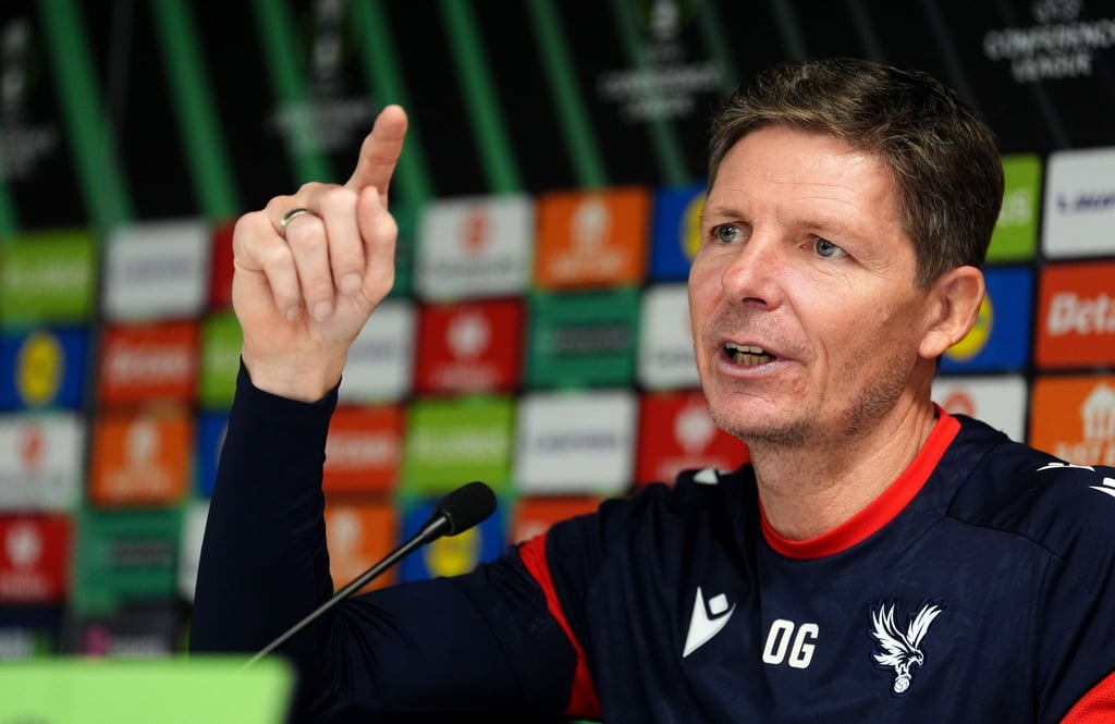 Hört, hört: Trainer Oliver Glasner sorgt mit seinen Aussagen für Wirbel bei Crystal Palace. (Archivbild)