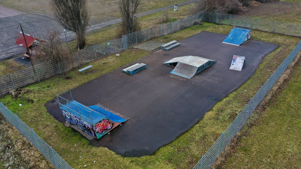 Die Skaterbahn an der Eisleber Wiese ist in die Jahre gekommen. Jetzt soll die Anlage aufgewertet werden.