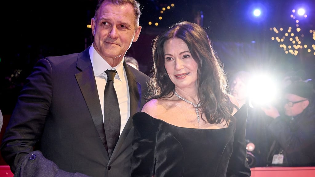 Sie habe keinen Grund für eine Ehe gesehen, sagt Iris Berben, hier mit ihrem Partner Heiko Kiesow. (Archivbild)