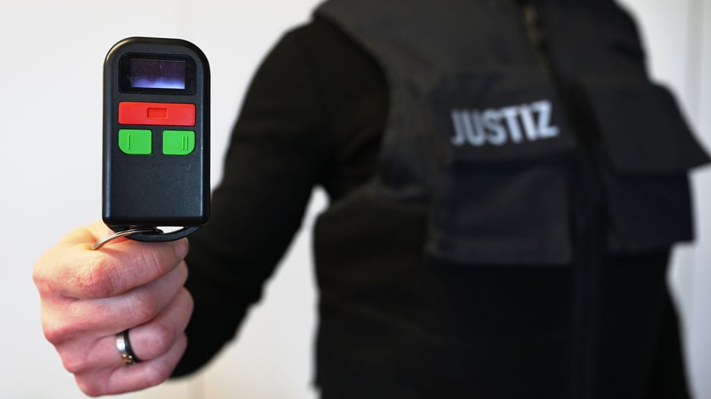 Voraussichtlich ab März sind über die Notrufpager der Gerichtsvollzieher auch Tonaufnahmen möglich.