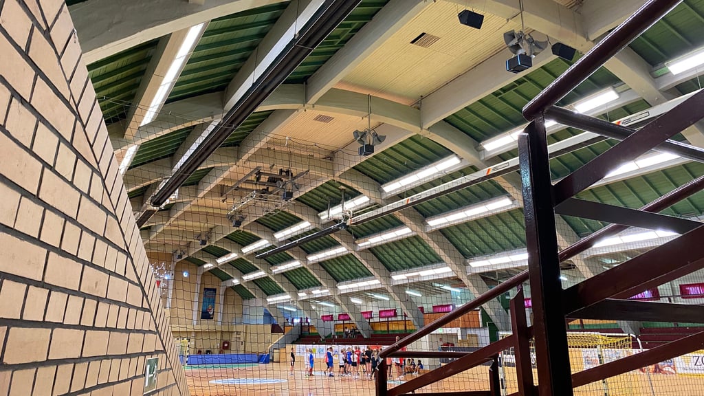 Als Sportstätte dient die Hermann-Gieseler-Halle in Magdeburg nun schon seit gut eineinhalb Jahren nicht mehr. Sie steht leer. Nun gibt es eine neue Idee.