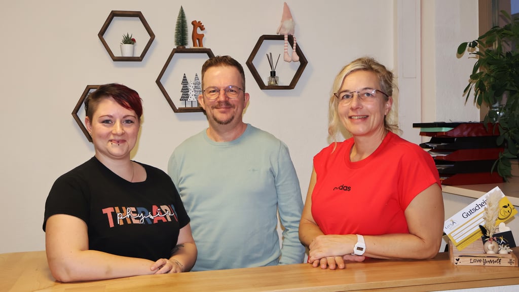 Das Team der neuen Physiotherapie des GVS Blankenburg im Gebäude der Kita "Am Regenstein" (von links): Luisa-Marie Angerstein, Thomas Schönebaum und Kati Landgraf.