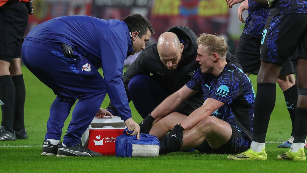 Raus nach einer guten Stunde: Xaver Schlager.