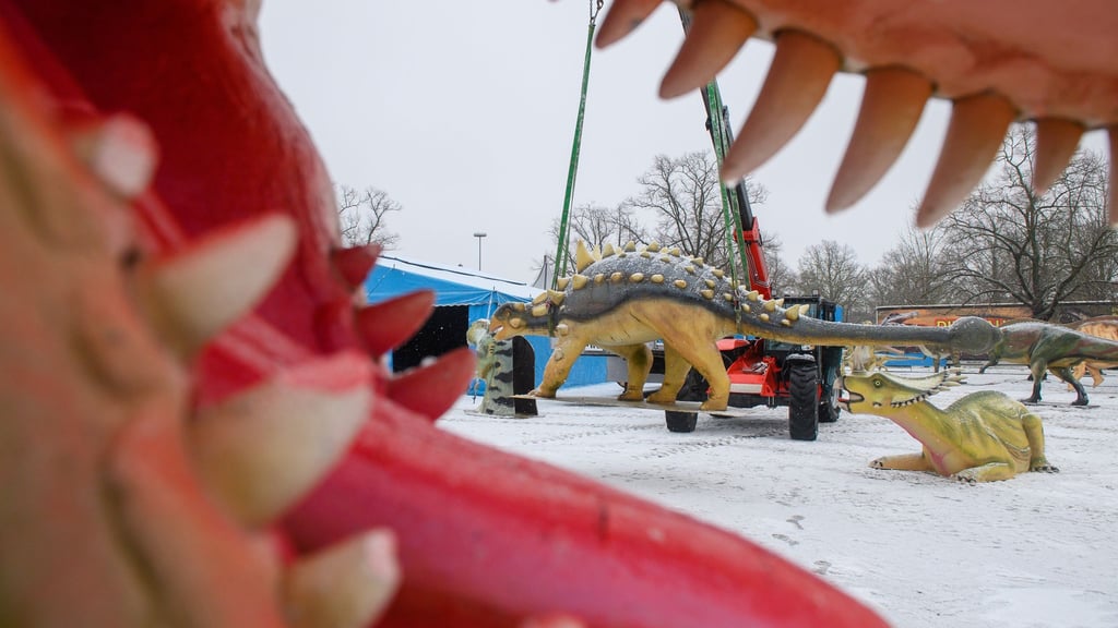 Die Dino-Modelle sind teilweise einige Meter hoch.