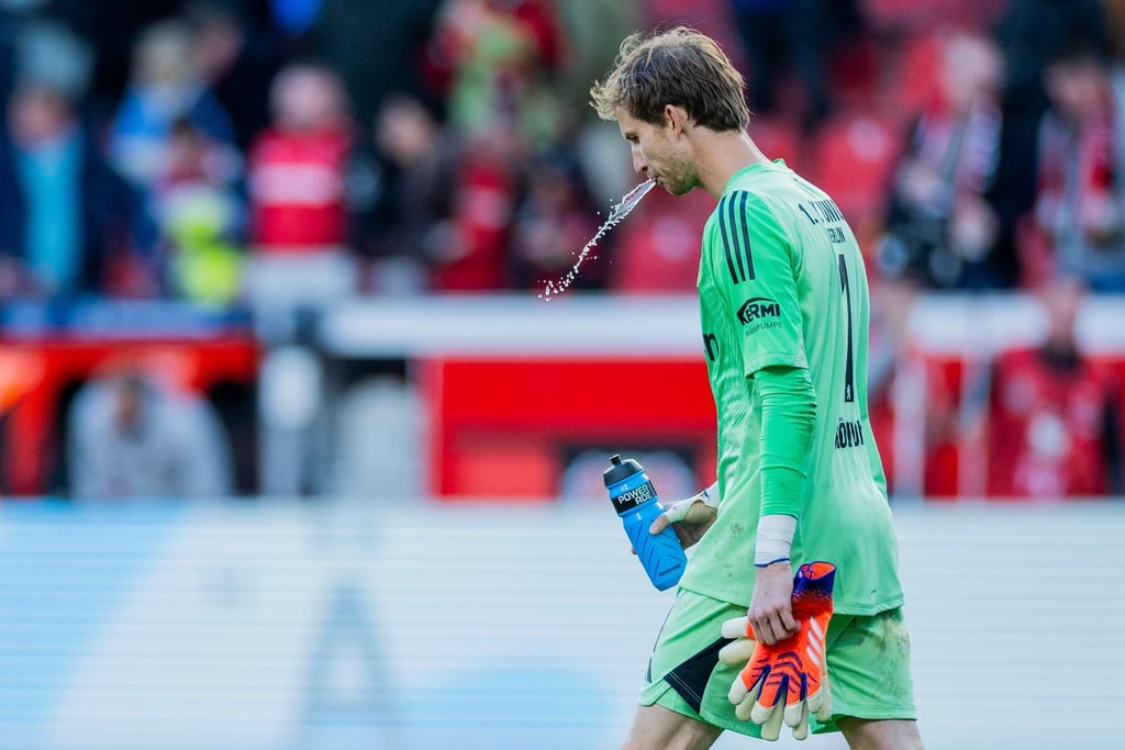 Union Berlins Torwart Frederik Rönnow kassierte in den letzten vier Spielen zehn Gegentore. (Archivbild)