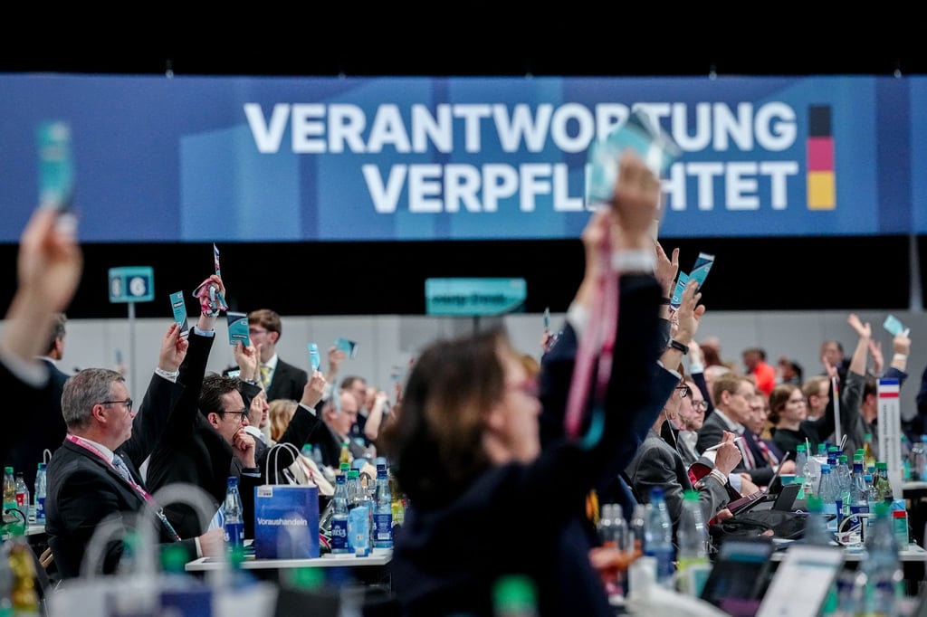 Die CDU votiert für eine Altersgrenze ab 14 Jahren für soziale Medien.