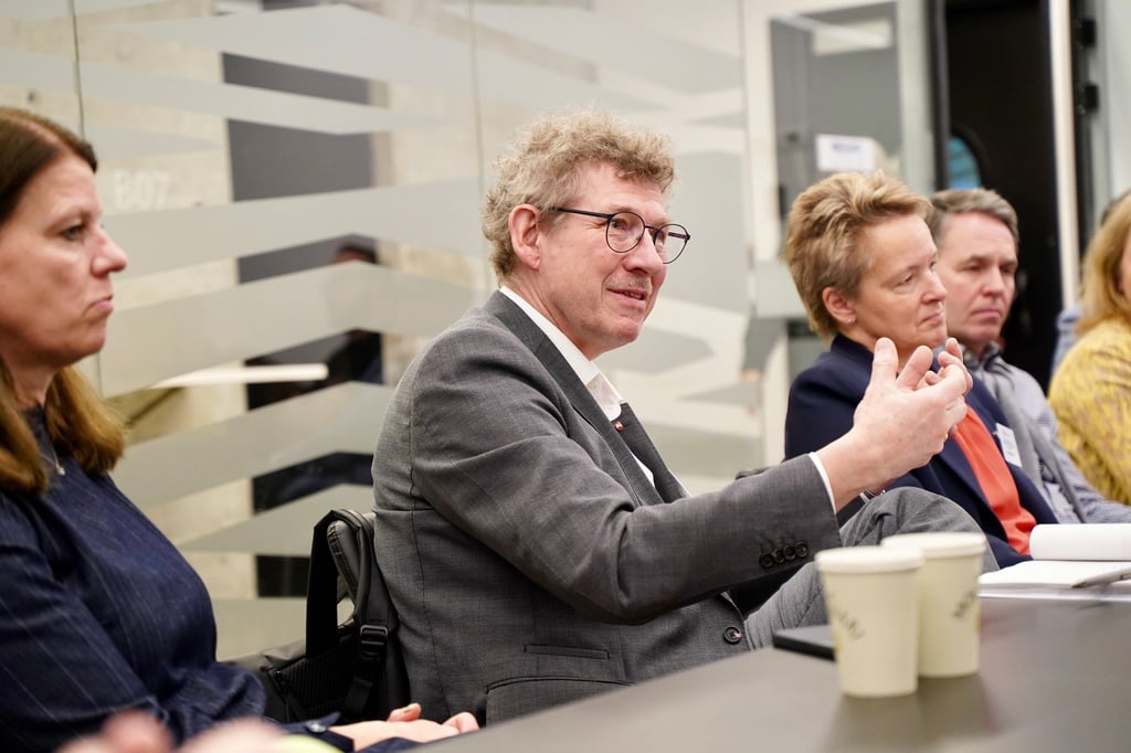 Der SPD-Politiker Doods war mit dem niedersächsischen Antisemitismusbeauftragten Wegner sowie rund einem Dutzend Vertretern aus Wirtschaft und Wissenschaft unterwegs. (Handout)