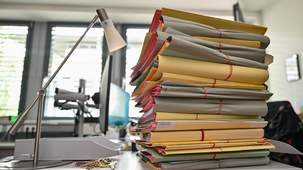 Die Thüringer Staatsanwaltschaften hatten Ende 2025 noch 29.554 offene Ermittlungsverfahren im Bestand. (Archivbild)