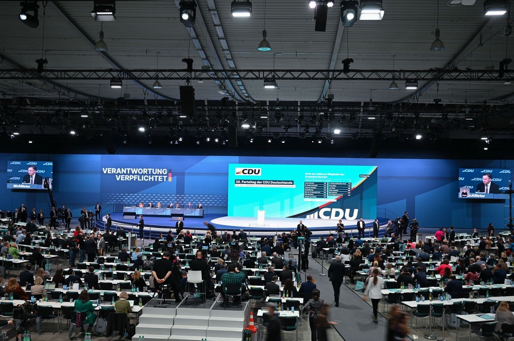 Die CDU fordert ein Mindestalter von 14 Jahren für soziale Netzwerke.