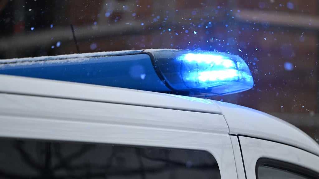 Die Polizei ermittelt nach Schüssen mit einer Schreckschusswaffe in Friedrichshain. (Symbolbild)