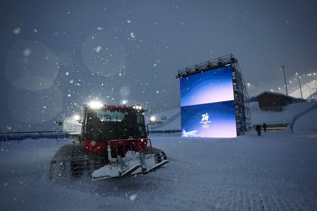 Viel Schnee in der Halfpipe: Der letzte olympische Wettkampf in Livigno muss wetterbedingt auf Sonntag verschoben werden.