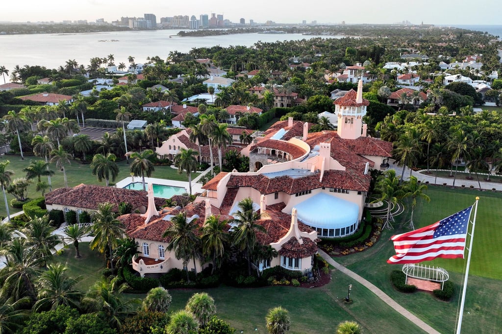 Der US-Präsident hält sich am Wochenende oft in seinem Anwesen Mar-a-Lago auf. (Archivbild)
