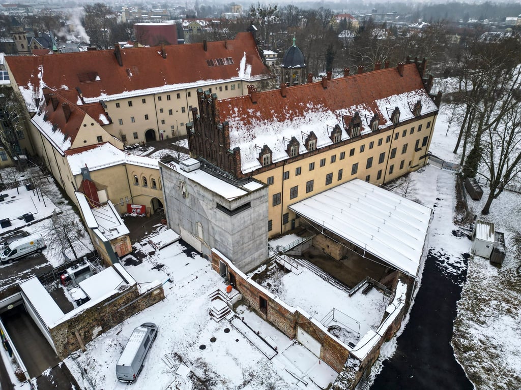 Die Sanierungsarbeiten werden voraussichtlich noch bis Mitte 2027 dauern.