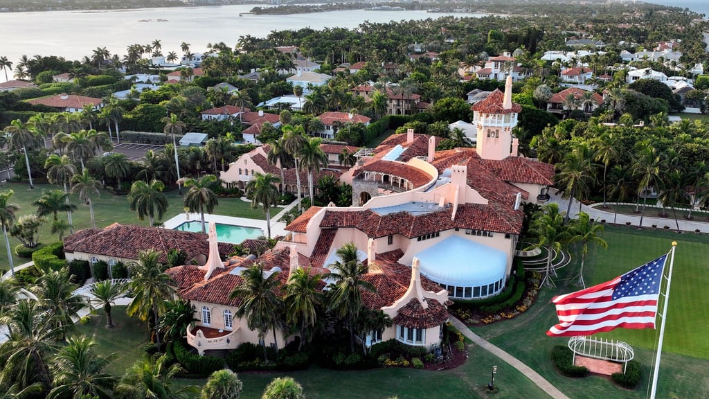 Der US-Präsident hält sich am Wochenende oft in seinem Anwesen Mar-a-Lago auf. (Archivbild)