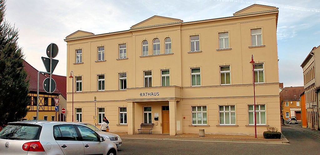 Das Rathaus in Osterfeld soll energetisch saniert werden. 