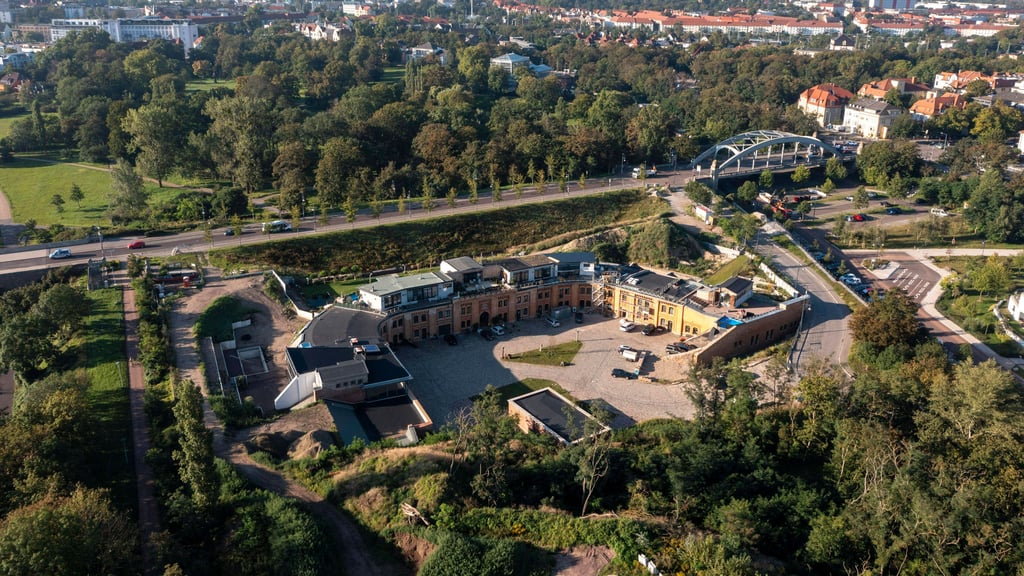 Blick auf das Kavalier Scharnhorst. Die Festungsanlage in Magdeburg wurde zu Wohnzwecken umgebaut. Dabei ging der Denkmalschutz verloren.
