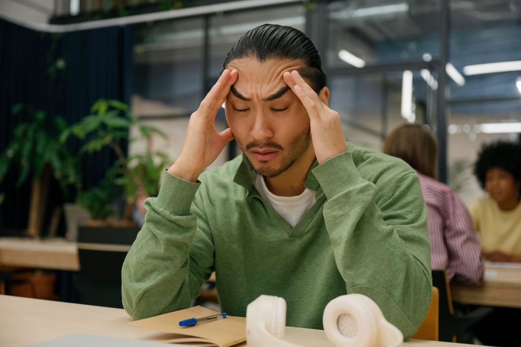 Wer sich im Job immer für alles verantwortlich fühlt, spürt irgendwann die Folgen - für die Gesundheit und die Karriere.