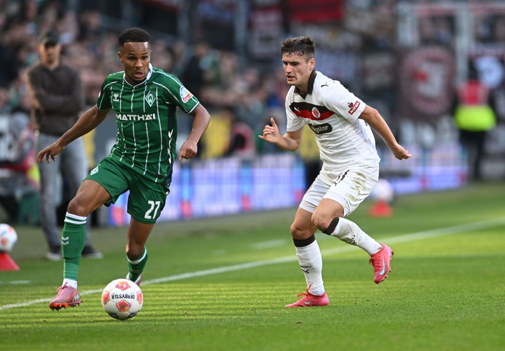 Fällt vorerst aus: Werder-Profi Felix Agu. (Archivbild)