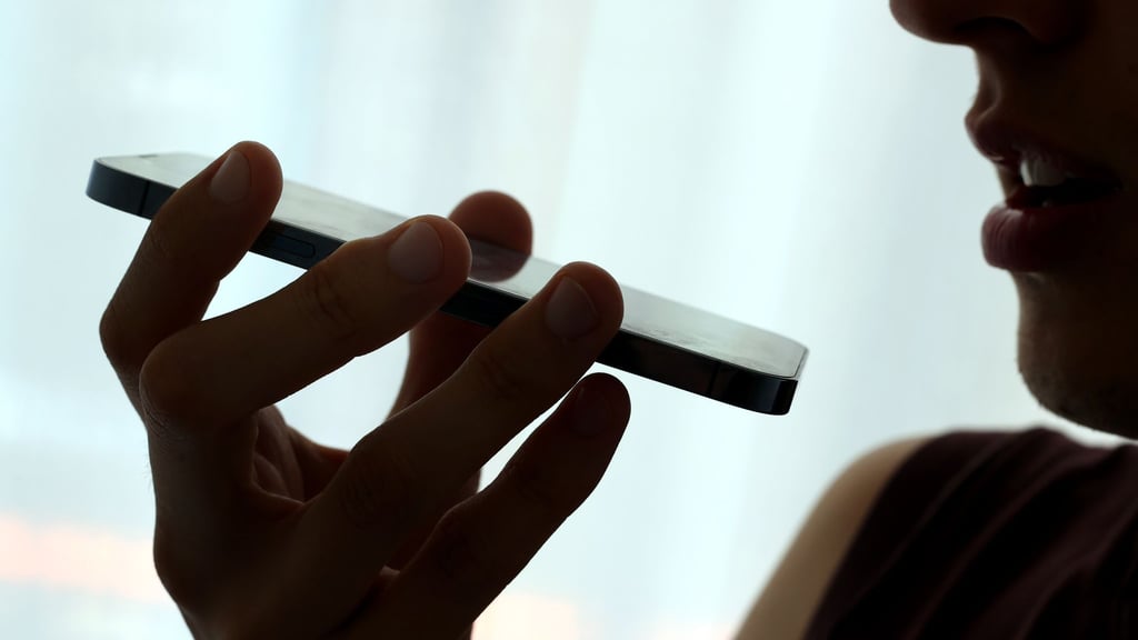 Kinder und Jugendliche, die Probleme Zuhause, in der Schule oder anderes bedrückt, können beim Kinder- und Jugendsorgentelefon anrufen. (Symbolbild)