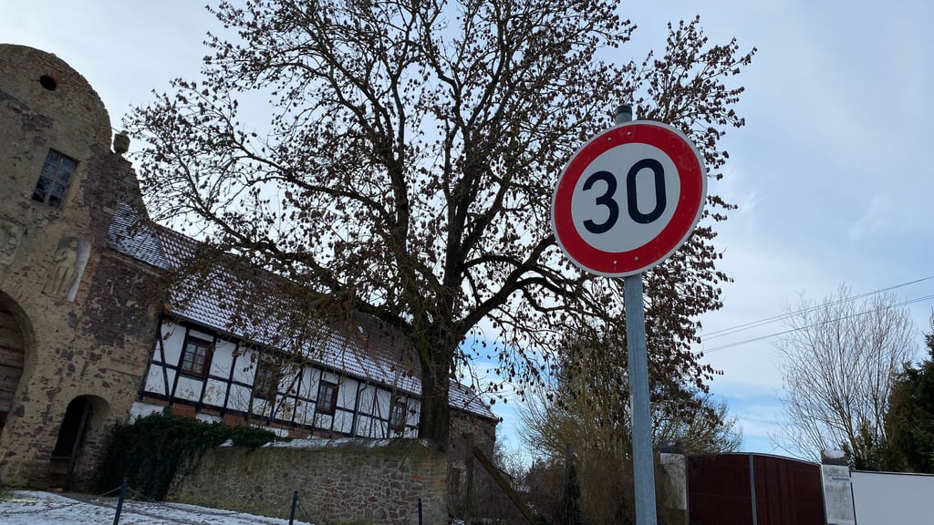 Gleich mehrere Ortsteile in der Niederen Börde bekommen neue Tempo-30-Zonen. 