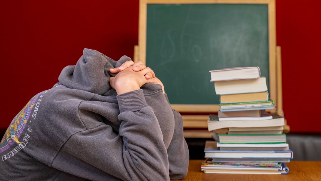 Die Zahl der Schulabgänger ohne Abschluss ist in Sachsen in den vergangenen Jahren ständig gestiegen. (Symbolbild)