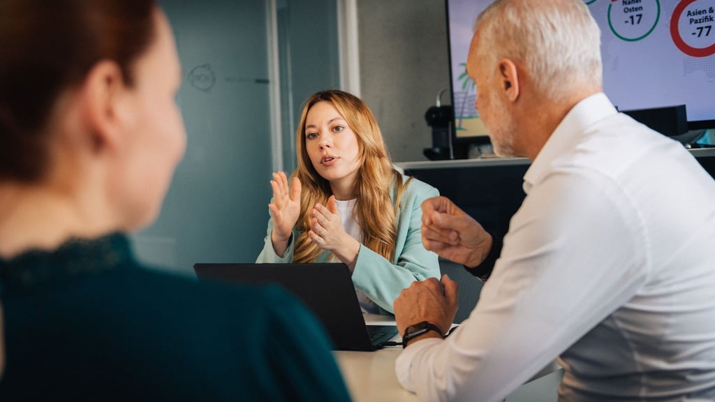 Vorbereitung ist entscheidend: Erfolgreiche Gehaltsverhandlungen basieren auf klaren Argumenten und guter Recherche.