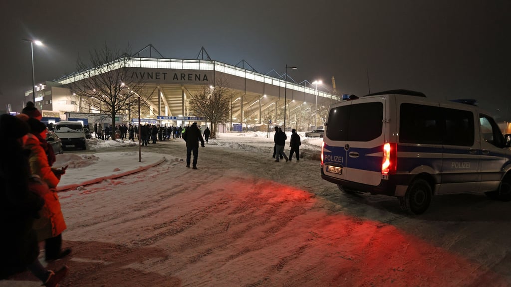Nach den Ausschreitungen im Derby gegen Dynamo Dresden gerät der 1. FC Magdeburg weiter unter Druck.