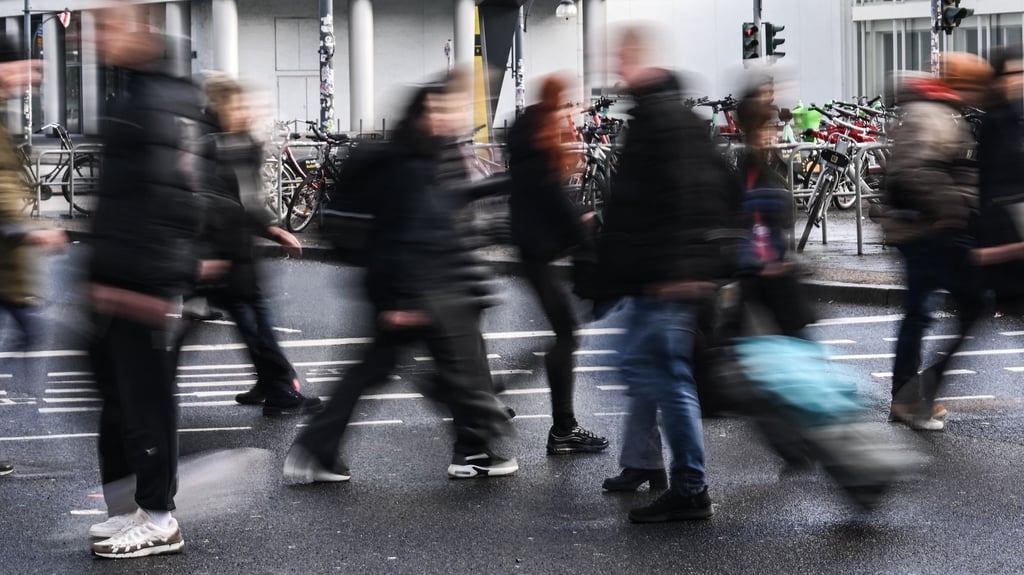 Der neue Berlin-Monitor enthält viele Daten zu den politischen und gesellschaftlichen Einstellungen der Menschen in Berlin.