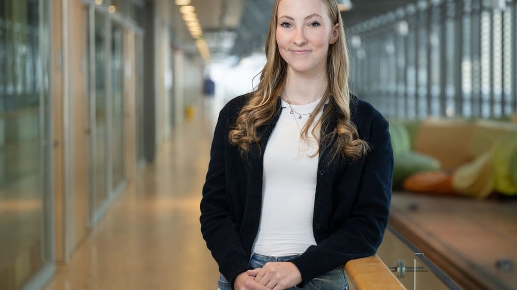 Die 20 Jahre alte Lilly Hiebenthal aus Sachsen leidet an einer äußert seltenen Immunkrankheit.