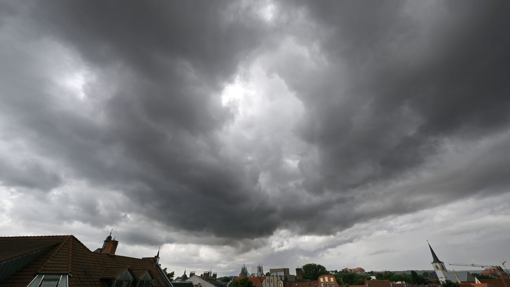 Heute sind Unwetter in Sachsen, Sachsen-Anhalt und Thüringen möglich. (Symbolbild)