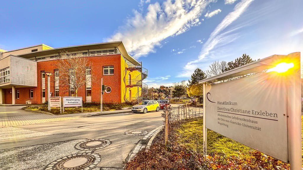 Die Gewerkschaft Verdi hat am Montag (23. Februar) den Traifstreit mit der Leitung des Harzklinikums mit den Standorten Quedlinburg, Wernigerode (im Foto) und Blankenburg begelegt. Vorerst.