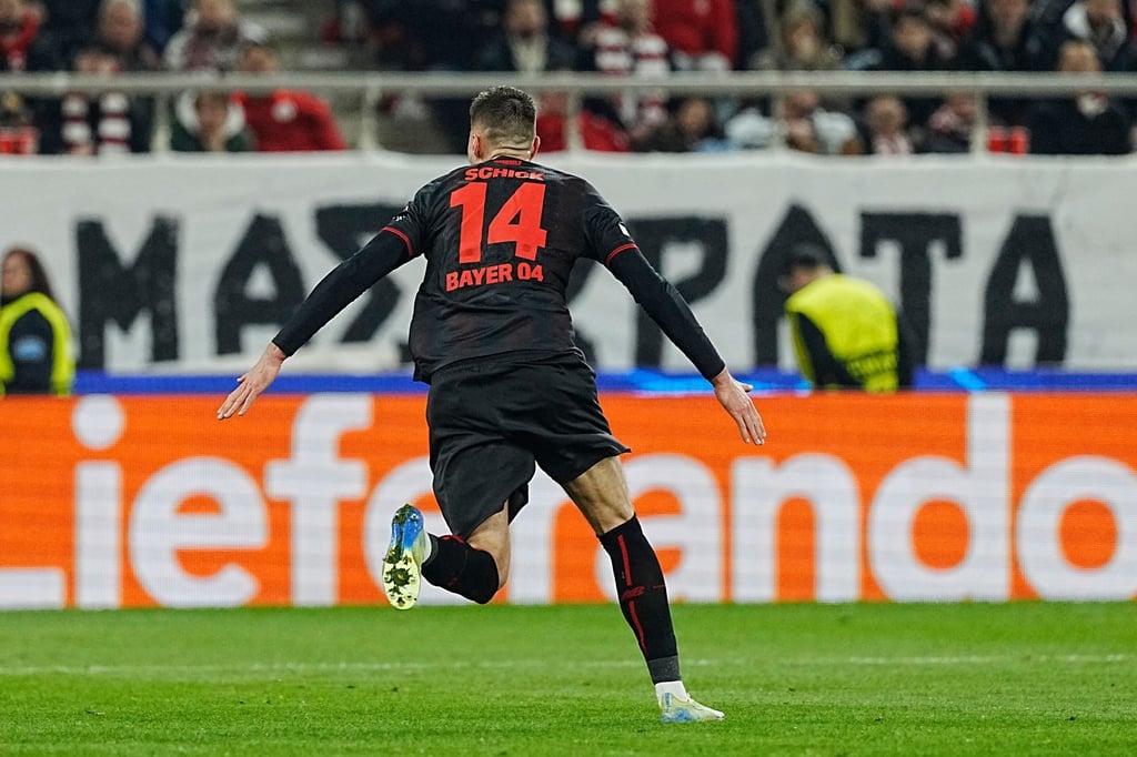Patrik Schick jubelt über sein Tor zum 1:0 bei Olympiakos Piräus. (Archivbild)