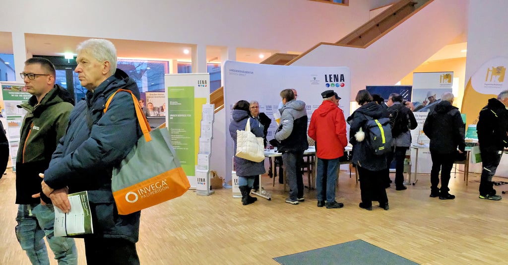 Zu Themen rund um das Heizen haben sich Interessierte auf einer Energie-Messe im Wittenberger Stadthaus informiert.