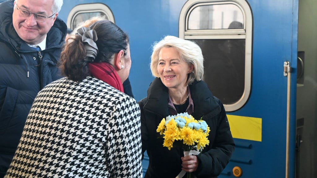 Will in Kiew ein Zeichen setzen: EU-Kommissionspräsidentin Ursula von der Leyen.