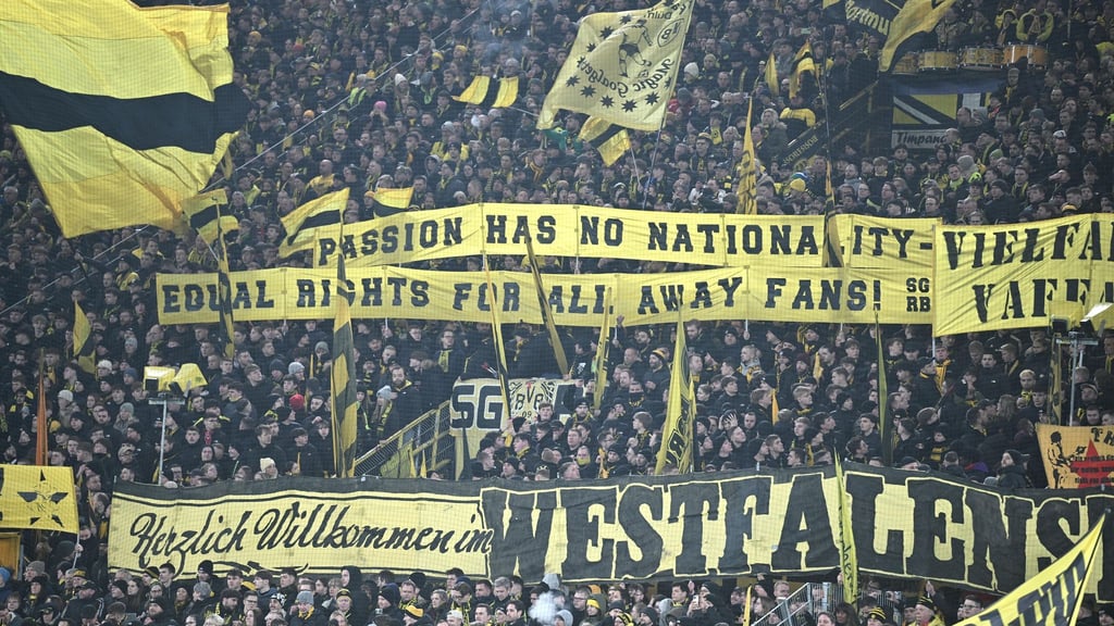 Die Ultra-Fans von Borussia Dortmund fehlen beim Champions-League-Spiel in Bergamo. (Archivbild)