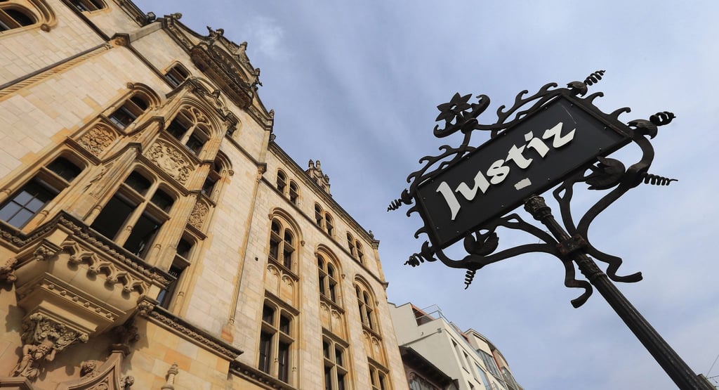 Der neue Partner der Mutter soll für den Tod einer Zweijährigen verantwortlich sein. (Symbolbild)