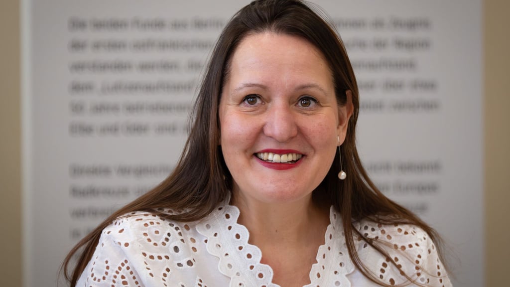 Die Brandenburger SPD-Politikerin Manja Schüle trägt in diesem Jahr den Titel Wissenschaftsministerin des Jahres (Archivbild).