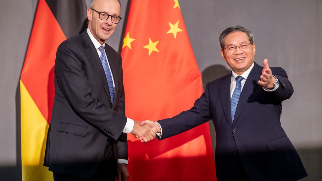 Den chinesischen Ministerpräsidenten Li hat Merz schon getroffen, am Mittwoch steht sein erstes persönliches Gespräch mit Präsident Xi in Peking an. (Archivbild)