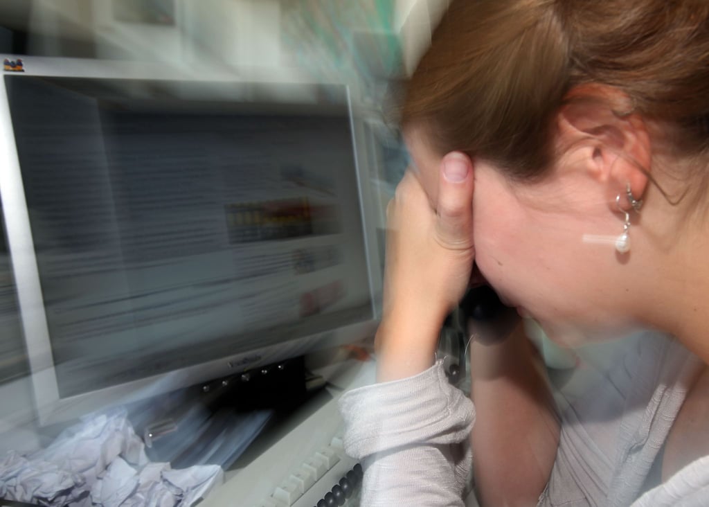 Viele Arbeitnehmer empfinden ihre Jobs als stressig - je jünger, desto häufiger. (Symbolbild)