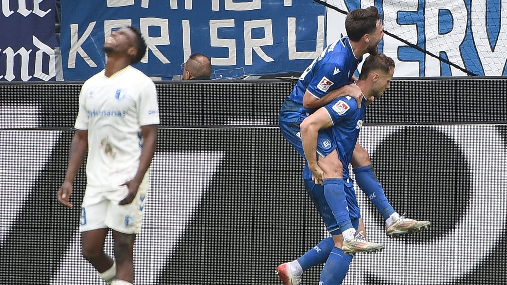 Oft jubelte am Ende der Karlsruher SC in den Zweitliga-Duellen mit dem 1. FC Magdeburg. Wird das am Sonntag in der Avnet Arena anders?