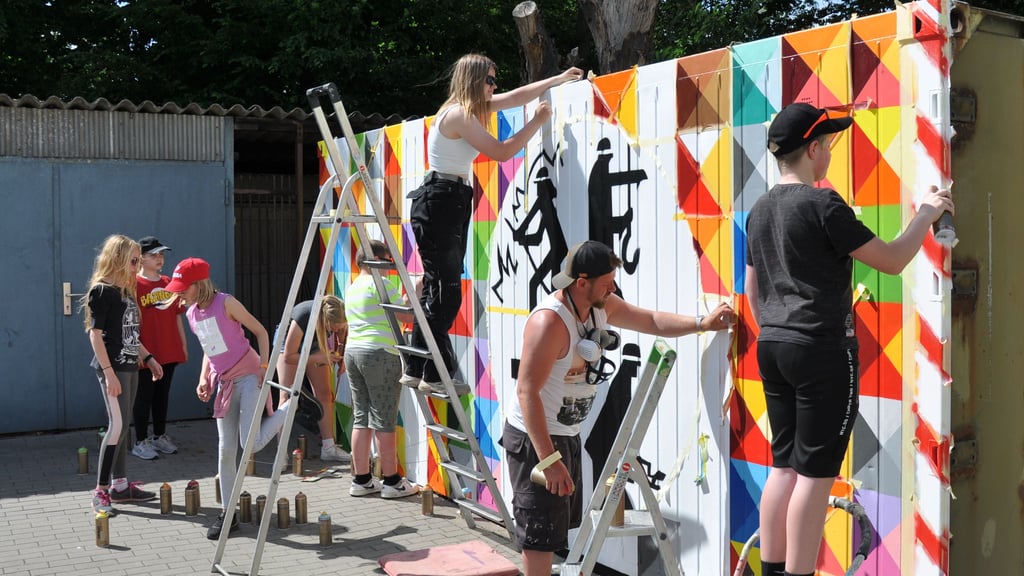 Das Jugendforum Genthin, Jerichow und Elbe-Parey plant ein Graffiti-Projekt in der Stadt, ähnlich wie vor zwei Jahren an der Genthiner Feuerwehr.