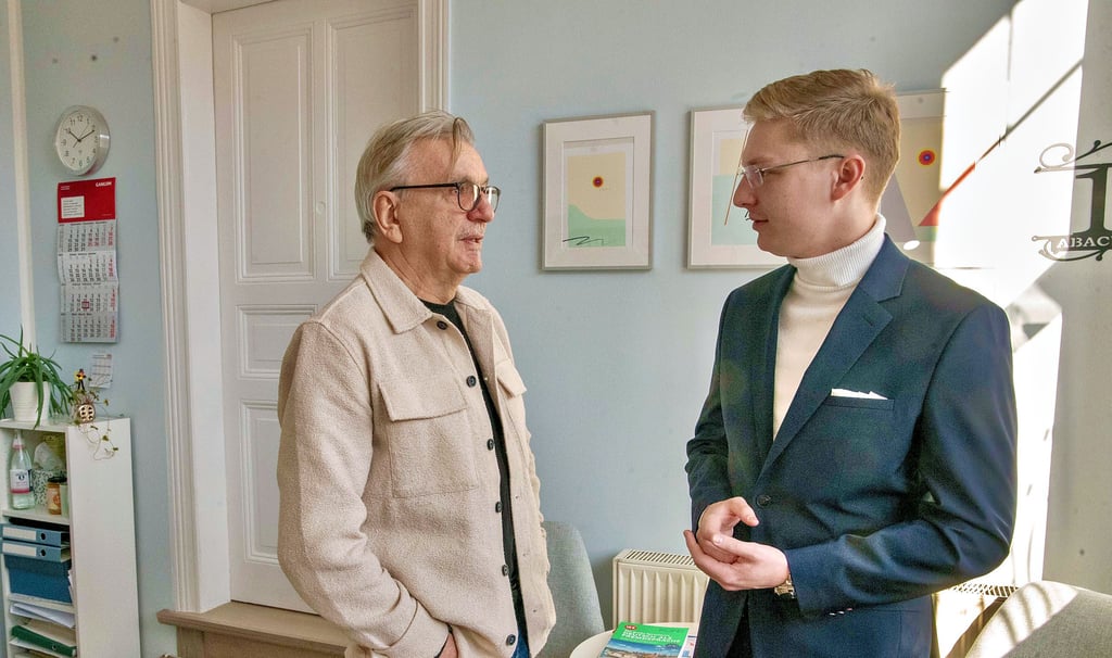 Günter Luft von der Senioren-Union und Georg Leopold Günther von der Jungen Union wollen sich mehr in der Stadt einrbingen.  